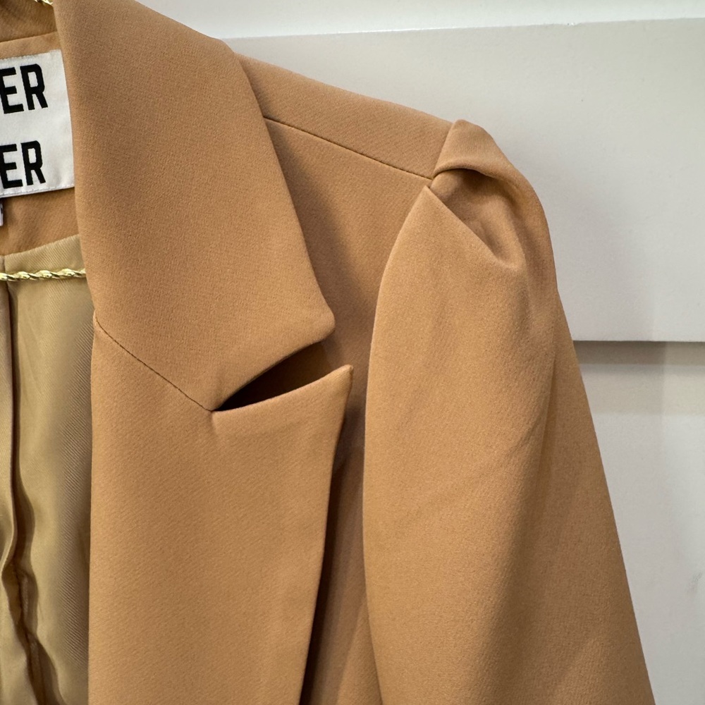 Walter Baker Tan Women's Blazer. Size S, GUC. - Picture 6 of 11